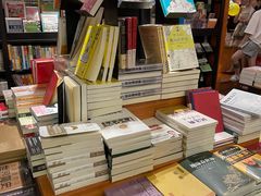 -西西弗书店&矢量咖啡(壹方购物中心店)