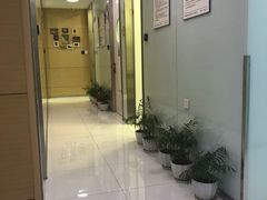 -岳辰齿科(浦东长泰店)