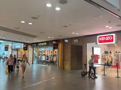-东荟城名店仓