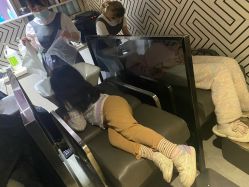 -PE SALON