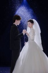 -巴黎春天婚纱摄影(临安店)