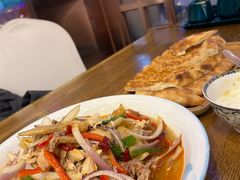 -乡村馕坑肉·烧烤·新疆菜·本地人更爱吃(阿勒泰首店)