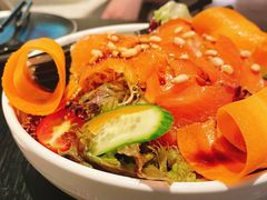 烟熏三文鱼色拉-wineapp葡萄酒餐吧(外滩金融中心店)
