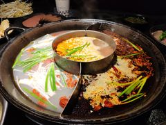 -渝涯重庆豆花老火锅(中赢国际店)