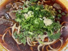 -鹤江桥·红油牛肉粉(SKP店)