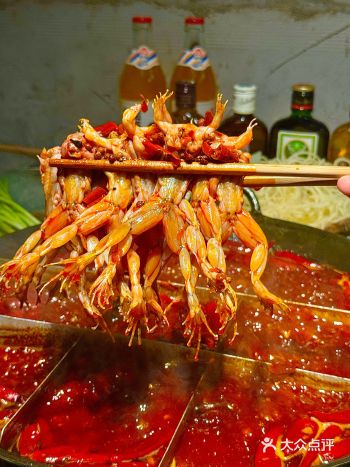 重庆土著n刷的荔枝味锅底火锅！