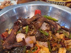 -休记光头香辣蟹干锅(绵竹店)