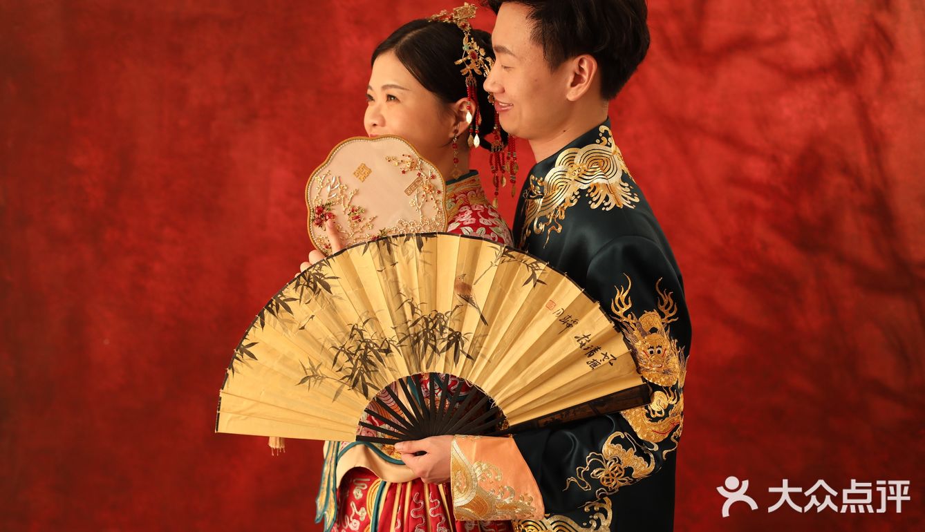 艾尔文婚纱照