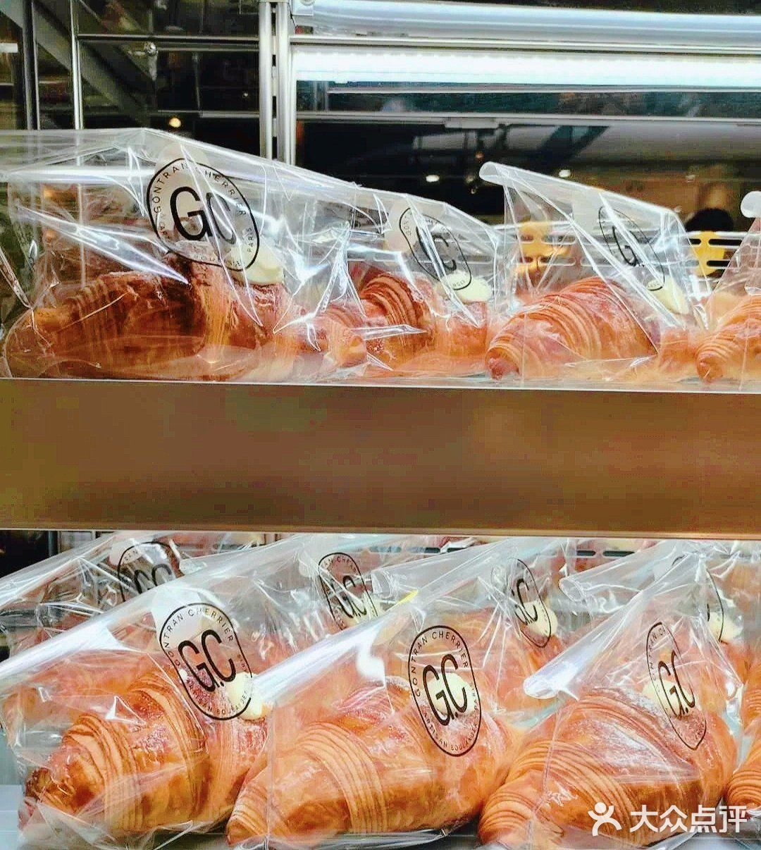 一定要吃的神之可颂