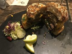 -HIGH FIVE哈福手工汉堡(桂林路店)