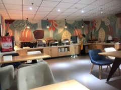五楼餐厅-艾豪森酒店(西安北大街地铁站店)