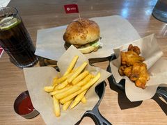 -必胜客(龙泉万达店)