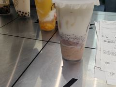 -喜茶(广州滨江宏岸店)