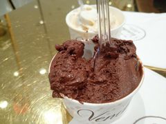 venchi明星冰淇淋-VENCHI 闻绮(北京国贸商城店)