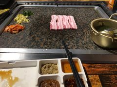 -小花猪韩式石板烤肉