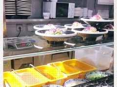 自助取餐区-西北杂粮筐凉皮大王(环球中心店)