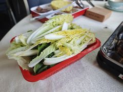 -猪三哥肥肠鸡川菜小炒