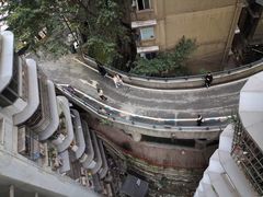 -白象居