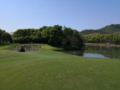 -宝业会稽山高尔夫俱乐部