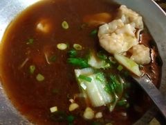 紅燒紅湯餛飩-志明牛肉拉麵(北投总店)
