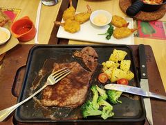 -必胜客(WOW西丽店)