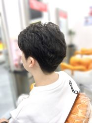 -豪斯塔美发连锁