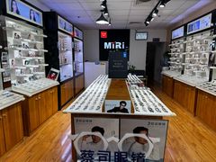 -MiRi眼镜·蔡司·星趣控·尼康控优点视觉合作店(南京东路店)