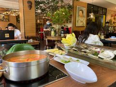-樾餐厅泰式海鲜火锅(民歌湖店)