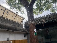 -脚下咖啡·CHILL酒馆(灵光东巷店)