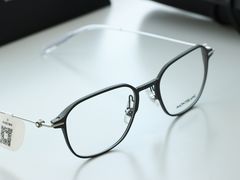 -目艮眼镜SHOWROOM(品牌集合店)
