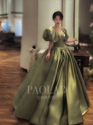 -南京宝娜嫁衣婚纱礼服馆(中央路店)