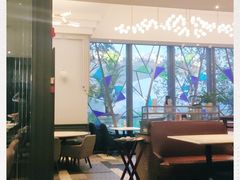 -港丽餐厅(高德置地店)