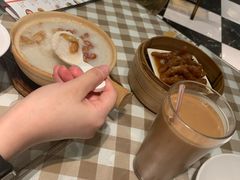 -新大咀港式茶餐厅(宝山万达店)