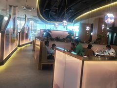 -马家斑.鲜鱼火锅(松湖万科店)