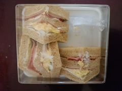 全麦三明治-华荣西饼(列东店)