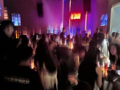 -TZ House音乐现场(来福士中心店)