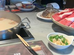 -尚尚仙·酸汤猪手·猪肚鸡火锅(华联万柳购物中心店)