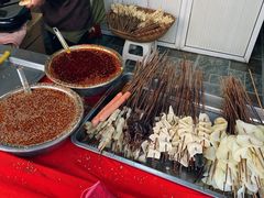 -老鼓楼麻辣烫夹馍