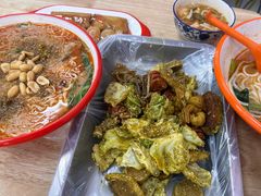 -二钢串叔麻辣烫(华龙大厦店)