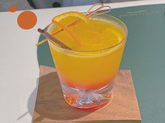 -露露家咖啡店