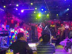 -喜鹊音乐酒馆(西街店)