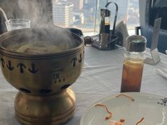 -云顶旋转自助景观餐厅