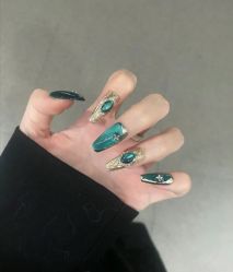 -秀色美甲美睫纹绣护肤