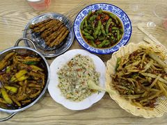 -江城燕子大排档(江汉路步行街店)