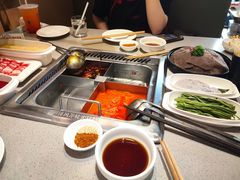 -海底捞火锅(新松江路生日主题店)