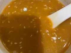 油茶-令氏家外家周秦食府(高新店)