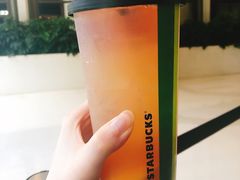 -星巴克(西藏路店)