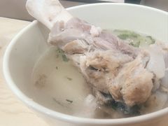 -周震馄饨