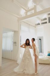 -LaMousse婚纱买手店