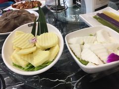 -何鲜菇火锅(大营盘店)